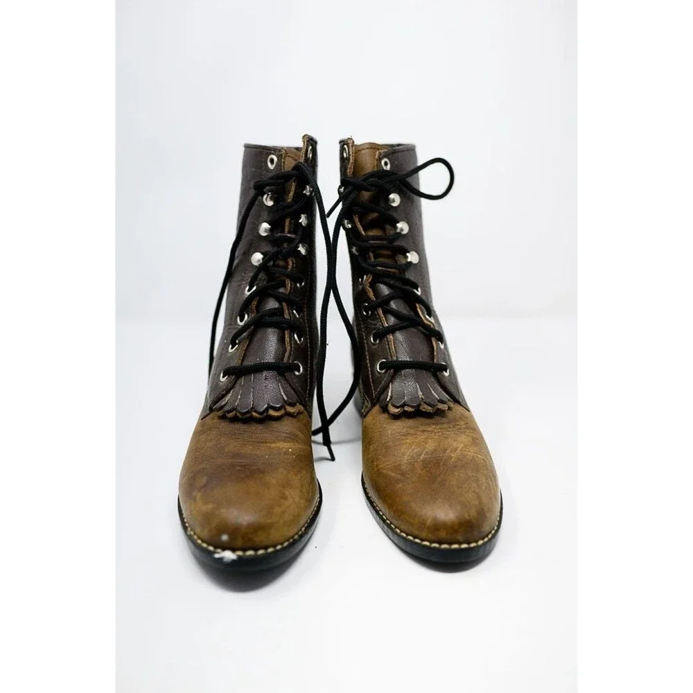 A Jama Product laceup Kiltie Boots Leather 5148 India no insoles?